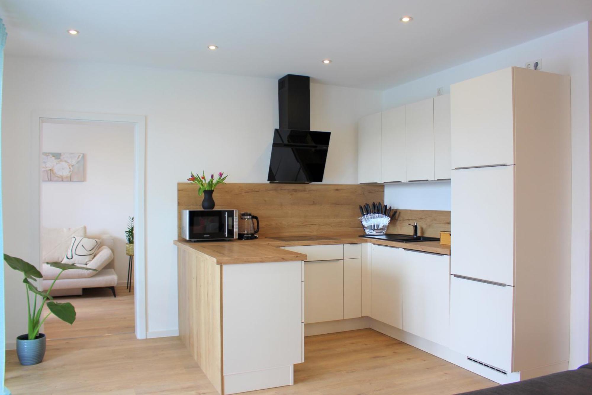 Apartment Mit Voll Ausgestatetter Kueche, Badewanne, Balkon, Parkplatz Vor Dem Haus, Ruhig Gelegen, Ada4 คูลม์บาค ภายนอก รูปภาพ