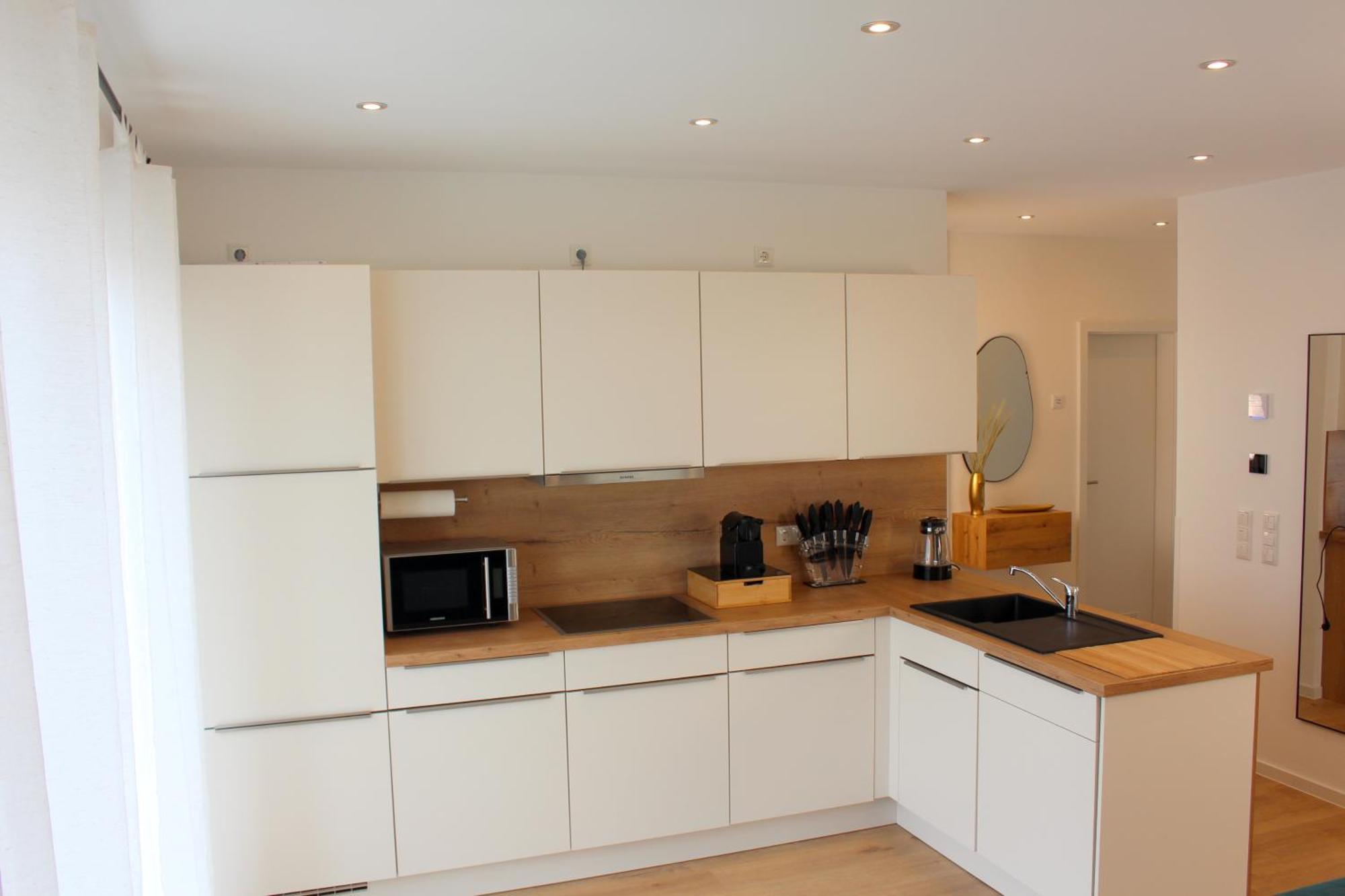 Apartment Mit Voll Ausgestatetter Kueche, Badewanne, Balkon, Parkplatz Vor Dem Haus, Ruhig Gelegen, Ada4 คูลม์บาค ภายนอก รูปภาพ
