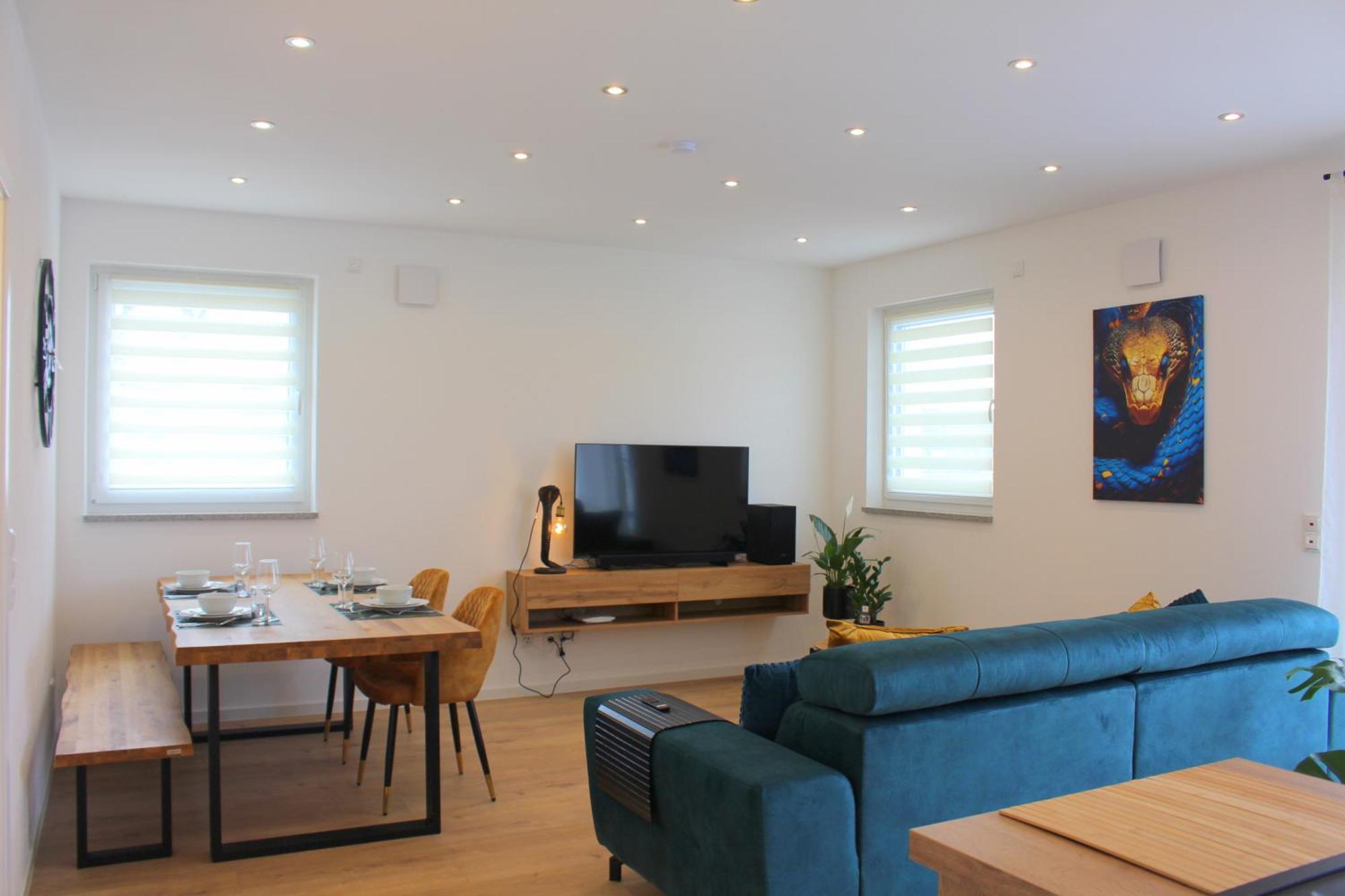 Apartment Mit Voll Ausgestatetter Kueche, Badewanne, Balkon, Parkplatz Vor Dem Haus, Ruhig Gelegen, Ada4 คูลม์บาค ภายนอก รูปภาพ